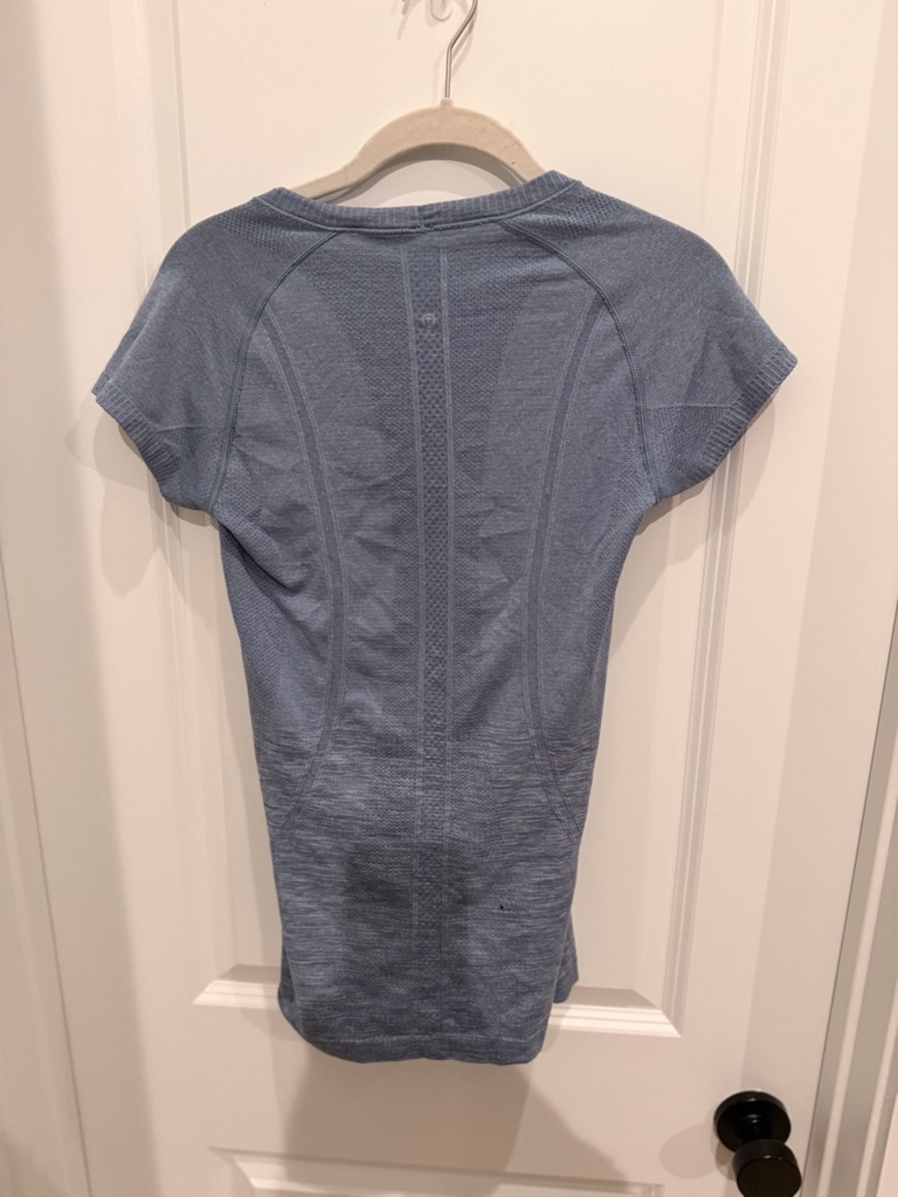 lululemon athletica Short Sleeve Seamless Top in Dusty Blue - Picture 4 of 5